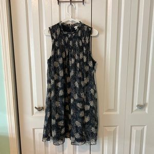 NWT Joie Thelen mini sheer chiffon overlay dress with polyester lining. Size: L